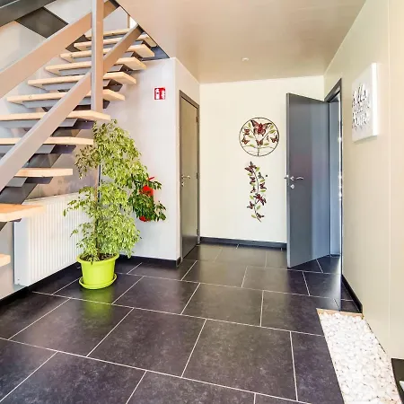 House With Sauna In Quiet Area Near Durbuy, Beautiful Terrace Nyaraló Durbuy
